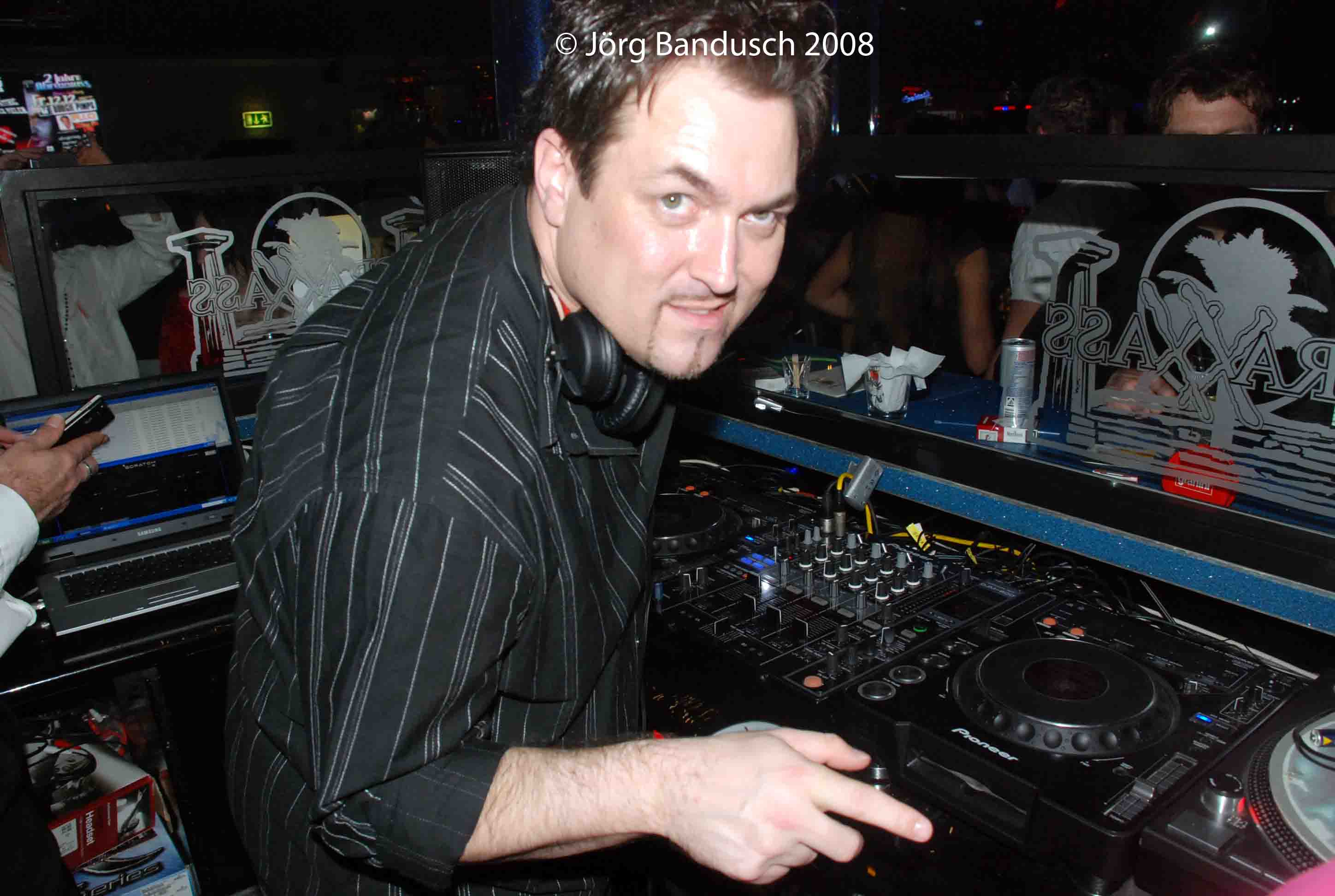 DSC_0193 copy.jpg